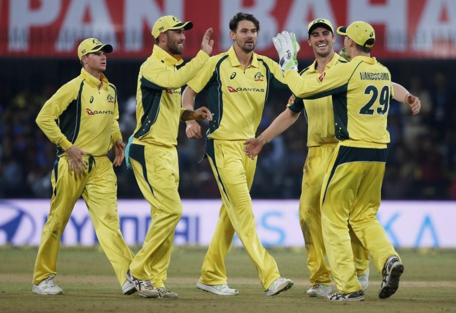 Australia dominated with both bat and ball to defeat India by 21 runs in the fourth One-Day International (ODI) at the M. Chinnaswamy Stadium here on Thursday. The hosts have already won the five-match series 3-1. Electing to bat, Australia produced a challenging total of 334/5 in their 50 overs thanks to a 231-run opening stand by David Warner and Aaron Finch. Warner top scored for the visitors with 124 runs off 119 deliveries, hitting 12 boundaries and four sixes along the way. Australia beat India,Australia vs India,Australia beat India by 21 runs,Virat Kohli