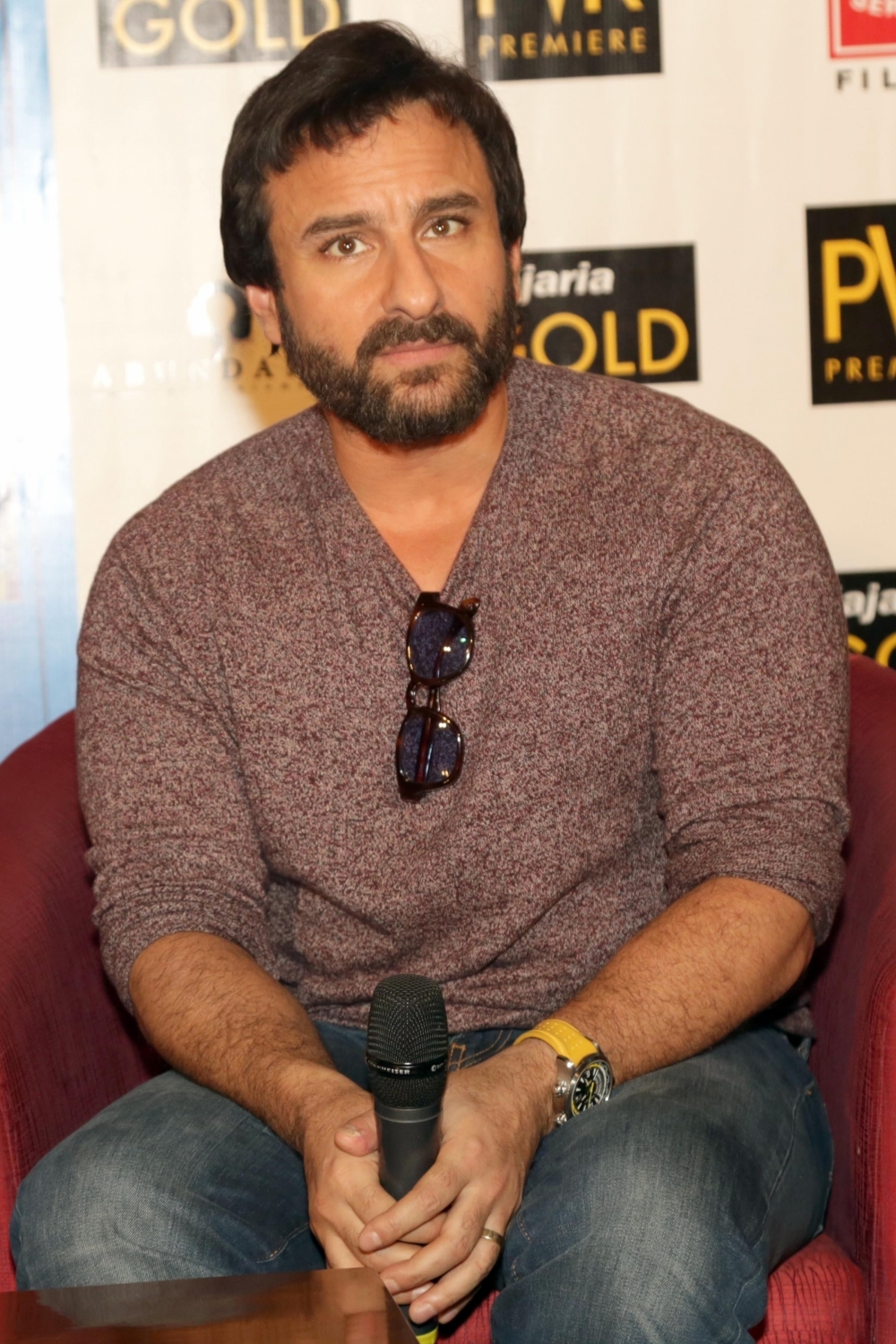 Saif Ali Khan during the promotions of his upcoming film "Chef" in New Delhi. Saif Ali Khan,Padmapriya Janakiraman,Raja Krishna Menon,Chef,Chef promotion,Chef movie promotion