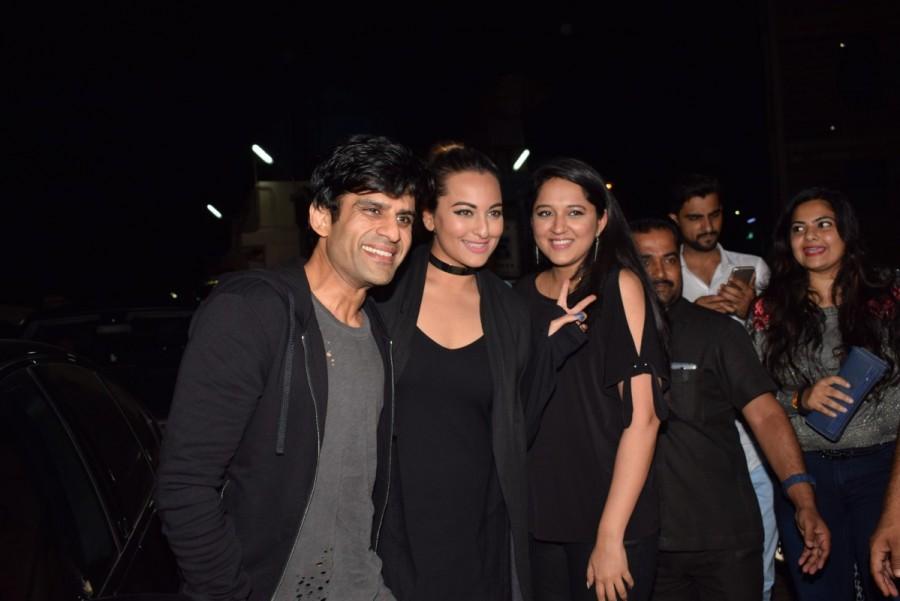 Juno Chopra attended the special screening of Sajid Nadiadwala's 'Judwaa 2' along with his 'Ittefaq' actor Sonakshi Sinha. After garnering appreciation for his maiden project 'Bareilly Ki Barfi', Juno Chopra is currently working on his next film 'Ittefaq' starring Sonakshi Sinha and Sidharth Malhotra. Juno Chopra,actor Juno Chopra,Ittefaq,Sonakshi Sinha,Sajid Nadiadwala,Judwaa 2,Judwaa 2 special screening