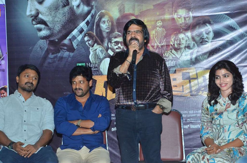 Vidharth, T Rajendar, Dhansika at Vizhithiru press meet. T Rajendar,Krishna Kulasekaran,Venkat Prabhu,Vidharth,Dhansika,Meera Kathiravan,Sathyan Mahalingam,Praveen KL,Vizhithiru press meet,Vizhithiru press meet pics,Vizhithiru press meet images,Vizhithiru press meet stills,Vizhithiru press meet pictures,Vizhith