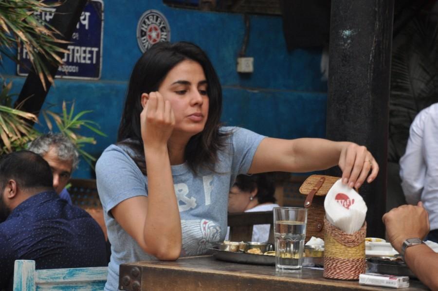 Neha is a Marwari, born and brought up in Chennai, married to a Tamil Brahmin. She has a degree in hotel management and a wide range of work experience including at the Marriott Hotel, Flurys Kolkata, Greek Italian and Lebanese restaurants. Varun Sharma,Pooja Bedi,Bakhtiyaar,Tanaaz Irani,Baba Sehgal,Tamil food Festival in Mumbai,Tamil food Festival