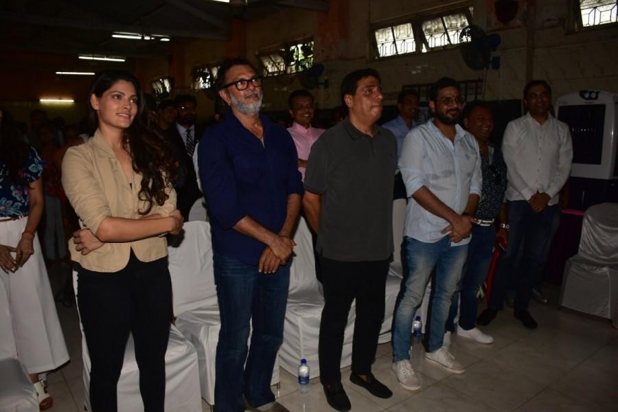 The filmmaker inspired the children to voice a constructive pledge to build toilets. Rakeysh Omprakash Mehra shared, "I have taken promise from every child in the school that they will build at least one toilet between the age of 21 to 40 years." Gandhi Jayanti,Rakeysh Omprakash Mehra,Rakeysh Omprakash Mehra celebrates Gandhi Jayanti,Model Government school,Mere Pyaare Prime Minister