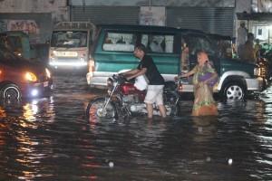Heavy rain,Heavy rain in Hyderabad,Hyderabad,Hyderabad rain,Hyderabad heavy rain,Heavy rains lash Hyderabad