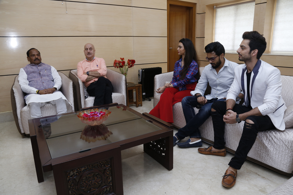 Actor Anupam Kher along with the team of his forthcoming production venture "Ranchi Diaries" on Tuesday met Jharkhand Chief Minister Raghubar Das here. The team -- including actors Himansh Kohli and Soundarya Sharma and writer-director Sattwik Mohanty -- met Das to thank him for the support that the government extended to the film. "In the last couple of years, the Jharkhand government has been very forthcoming and supportive of the films that are being made to spread awareness about the cultural heritage and tourism of the state," Anupam said in a statement. "We are very fortunate to have been given this (support) by the CM. It was a pleasure meeting him today (Tuesday). He also said that they are trying to make the film tax free since the whole film is shot here," he added. Anupam Kher,Ranchi Diaries,Ranchi Diaries team,Jharkhand CM Raghubar Das,Jharkhand Chief Minister Raghubar Das