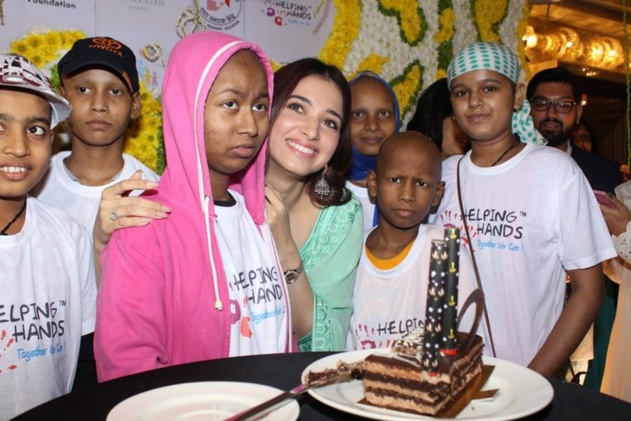 Tamannaah Bhatia meets Cancer affected children in Mumbai, on Oct 4, 2017. Tamannaah Bhatia,Tamannaah,actress Tamannaah Bhatia,Tamannaah Bhatia meets Cancer Kids,Tamannaah Bhatia meets Cancer children,Tamannaah meets Cancer children