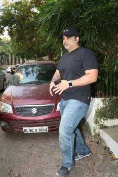 Uday Chopra looks unrecognisable in these latest photos.