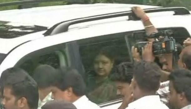 Sasikala who's in prison, granted a 5 day parole to meet her ailing husband who underwent dual organ.