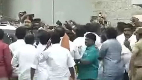 Sasikala leaving from Bangalore jail after she got parole. Sasikala,Sasikala leaves from Bengaluru Central Jail,Sasikala leaves Bengaluru Central Jail,Sasikala leaves Central Jail,Sasikala parole