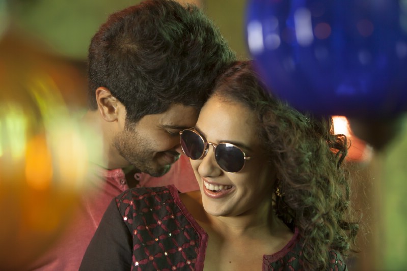 Actor Dulquer Salman and Nithya Menon Ok Bangaram,telugu movie Ok Bangaram,Dulquer Salman,Nithya Menon,Mani Ratnam,Mani Ratnam movie,A.R.Rahman,Ok Bangaram movie pics,Ok Bangaram movie stills