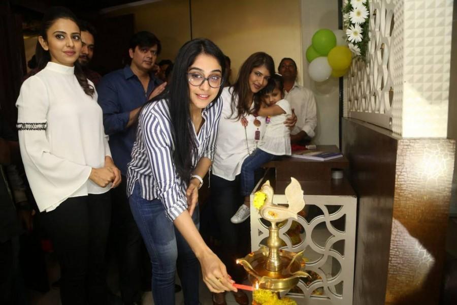 Rhea Chakraborty, Rakul Preet Singh, Lavanya Tripathi, Regina Cassandra Junior spotted at Kuppanna Restaurant Launch. Rhea Chakraborty,Hari Teja,Rakul Preet Singh,Lavanya Tripathi,Regina Cassandra,Junior Kuppanna Restaurant Launch,Junior Kuppanna Restaurant