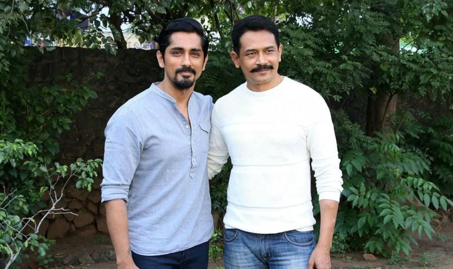 Siddharth, Atul Kulkarni at Aval Press meet. Siddharth,Andrea Jeremiah,Atul Kulkarni,Aval,Aval Press meet,Aval Press meet pics,Aval Press meet images,Aval Press meet stills,Aval Press meet pictures,Aval Press meet photos