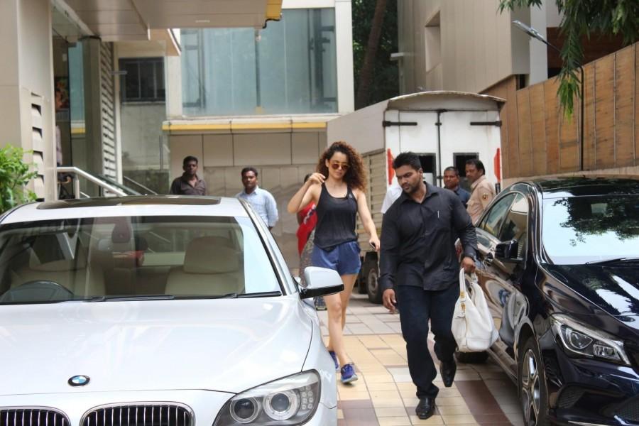 Actress Kangana Ranaut leaves after a sword fighting training at a studio in Mumbai on Oct 10, 2017. Kangana Ranaut,actress Kangana Ranaut,Kangana Ranaut sword fighting training,Kangana Ranaut sword fighting,Kangana Ranaut spotted at Arts in Motion Studios