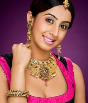 Sanjjanaa Galrani