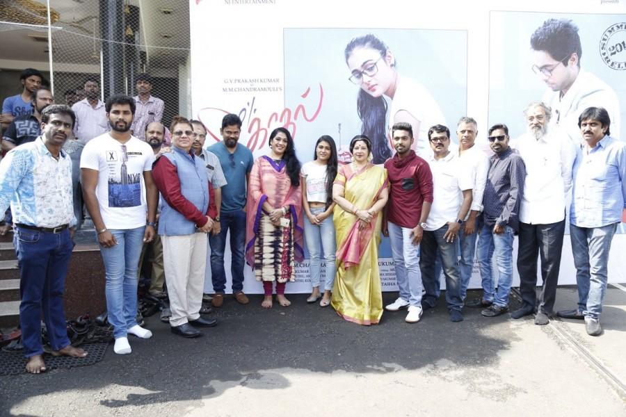 Tamil movie 100 Percent Kadhal launched today in Chennai. Celebs like G.V. Prakash Kumar, Director M.M. Chandramouli, Shalini Pandey, P. Bharathiraja, Devi Sri Prasad, Nikil murugan and others graced the event. GV Prakash,Shalini Pandey,Devi Sri Prasad,G.V. Prakash Kumar,100 Percent Kadhal,100 Percent Kadhal movie launch,100 Percent Kadhal movie pooja,100 Percent Kadhal movie launch pics,100 Percent Kadhal movie launch images,100 Percent Kadhal movie launch stil
