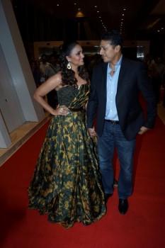 Lara Dutta along with her husband Mahesh Bhupathi at star studded red carpet of 