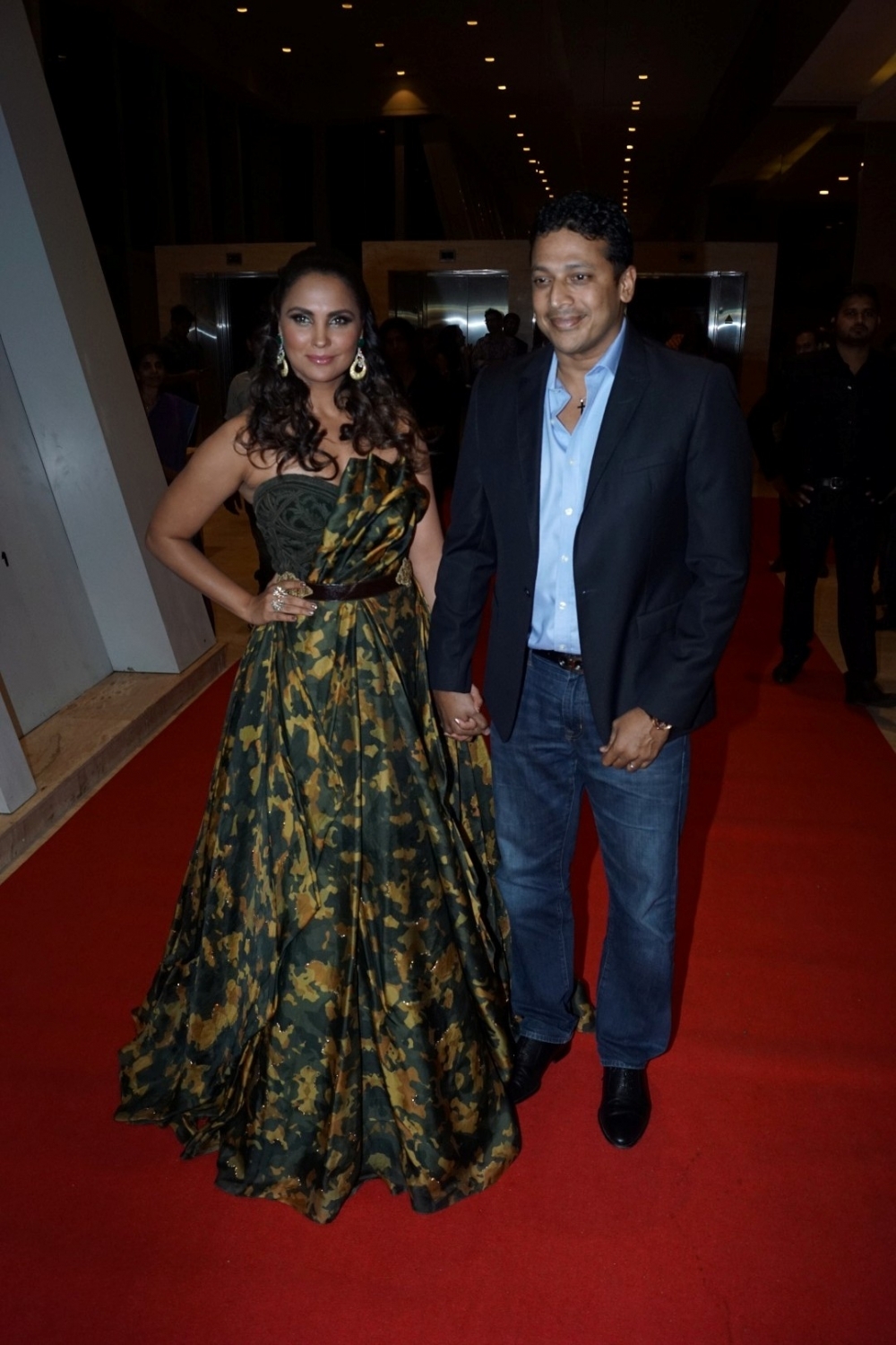 Lara Dutta along with her husband Mahesh Bhupathi at star studded red carpet of "Miss Diva Grand Finale" in Mumbai. Lara Dutta,Mahesh Bhupathi,Lara Dutta and Mahesh Bhupathi,Lara Dutta at Miss Diva Grand Finale,Mahesh Bhupathi at Miss Diva Grand Finale,Miss Diva Grand Finale,Miss Diva Grand Finale 2017