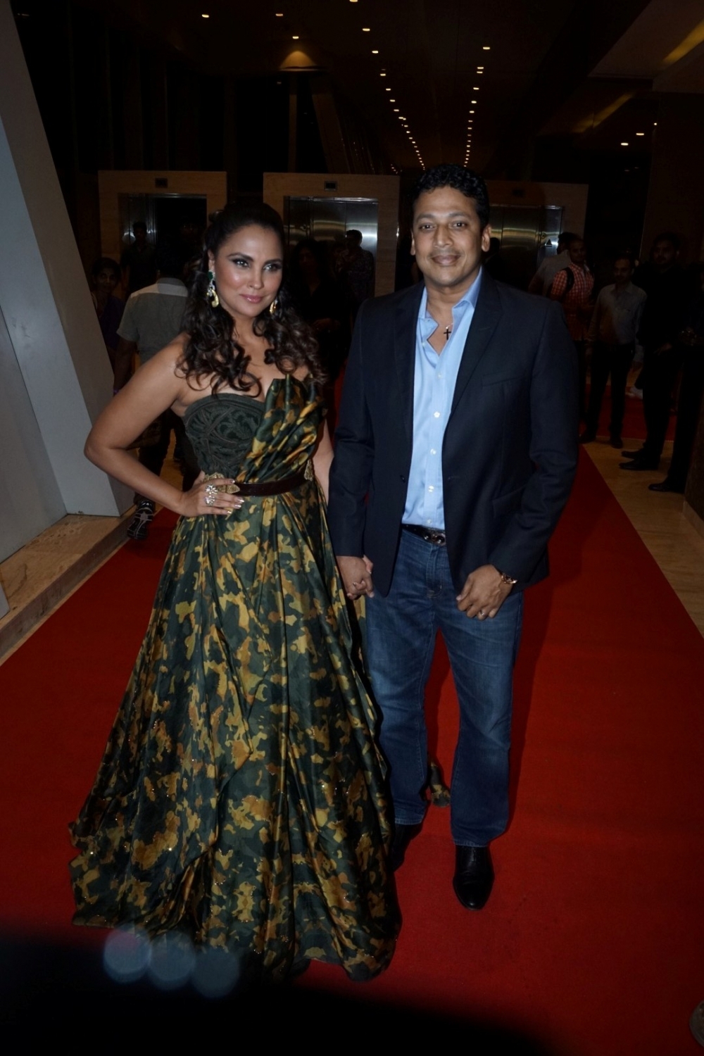 Bollywood Actress Lara Dutta along with her husband Mahesh Bhupathi at star studded red carpet of "Miss Diva Grand Finale" in Mumbai. Lara Dutta,Mahesh Bhupathi,Lara Dutta and Mahesh Bhupathi,Lara Dutta at Miss Diva Grand Finale,Mahesh Bhupathi at Miss Diva Grand Finale,Miss Diva Grand Finale,Miss Diva Grand Finale 2017