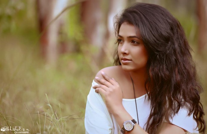 6 Anupama Gowda Bigg boss kannada,bigg boss kannada 5,bigg boss kannada fifth season,sudeep,Kiccha Sudeep,bigg boss kannada live updates,bbk5,bigg boss kannada 5 full contestant list