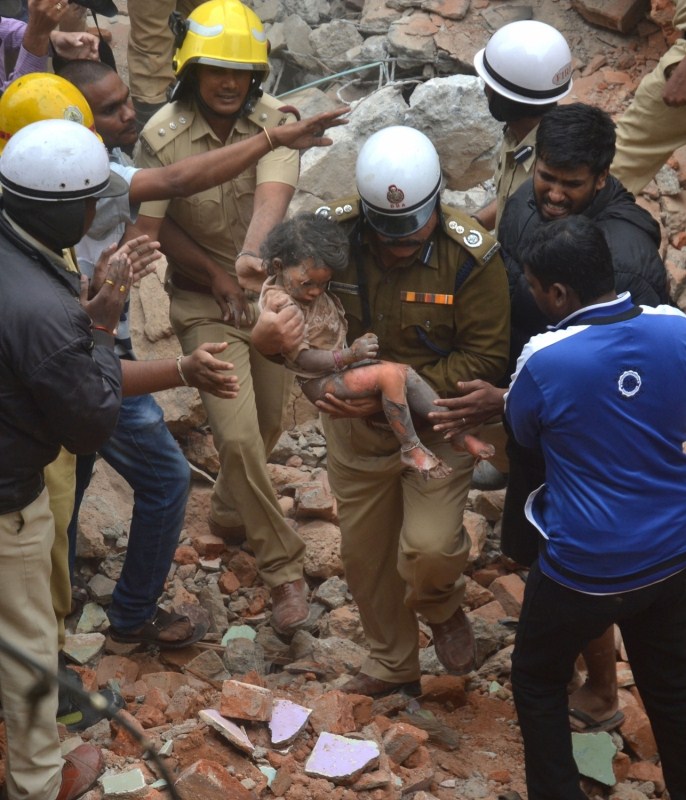 State Home Minister Ramalinga Reddy visited the site. Cylinder blast,LPG cylinder blast,Cylinder blast in Bengaluru,Bengaluru Cylinder blast,gas cylinder blast