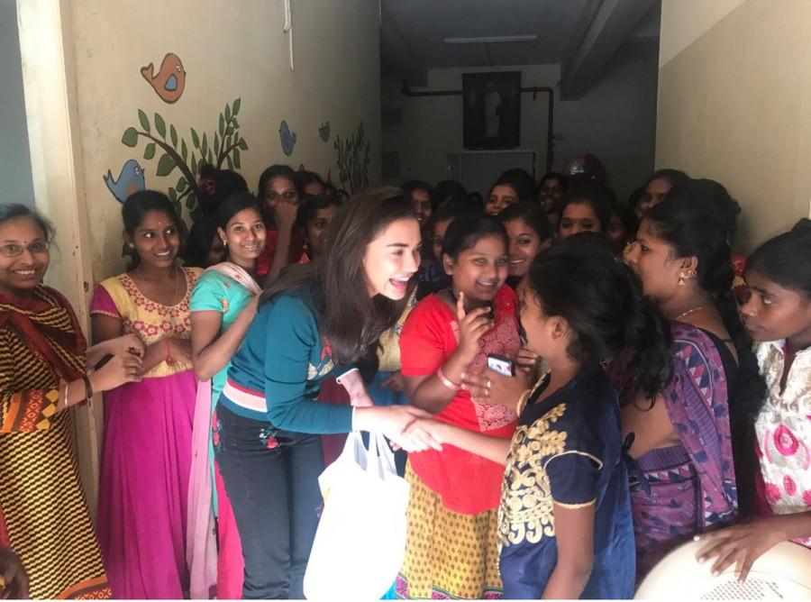 South Indian Amy Jackson celebrates Diwali with Kids at Orphanage. Amy Jackson,actress Amy Jackson,Amy Jackson celebrates Diwali,Diwali,Diwali celebration,Amy Jackson celebrates Diwali with Kids