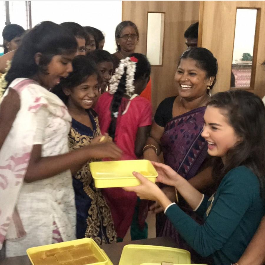 South Indian Amy Jackson celebrates Diwali with Kids at Orphanage in Chennai. Amy Jackson,actress Amy Jackson,Amy Jackson celebrates Diwali,Diwali,Diwali celebration,Amy Jackson celebrates Diwali with Kids