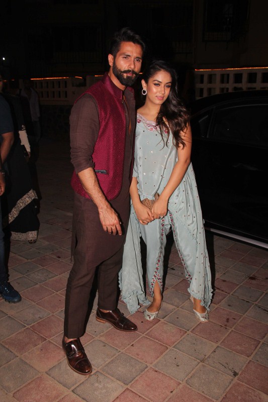 Bollywood actor Shahid Kapoor and Mira Rajput celebrate Diwali at Masaba Gupta's House in Mumbai. Shahid Kapoor and Mira Rajput,Shahid Kapoor,Mira Rajput,Shahid Kapoor and Mira Rajput celebrate Diwali,Masaba Gupta,Diwali,Diwali 2017,Diwali celebrations