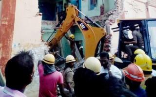 Tamil Nadu roof collapse,Nagapattinam roof collapse,bus depot roof collapse,Porayar roof collapse,Tamil Nadu building collapse,building collapse,Roof Collapse,bus depot collapse,Porayar building collapse,Nagapattinam building collapse,E Palaniswami