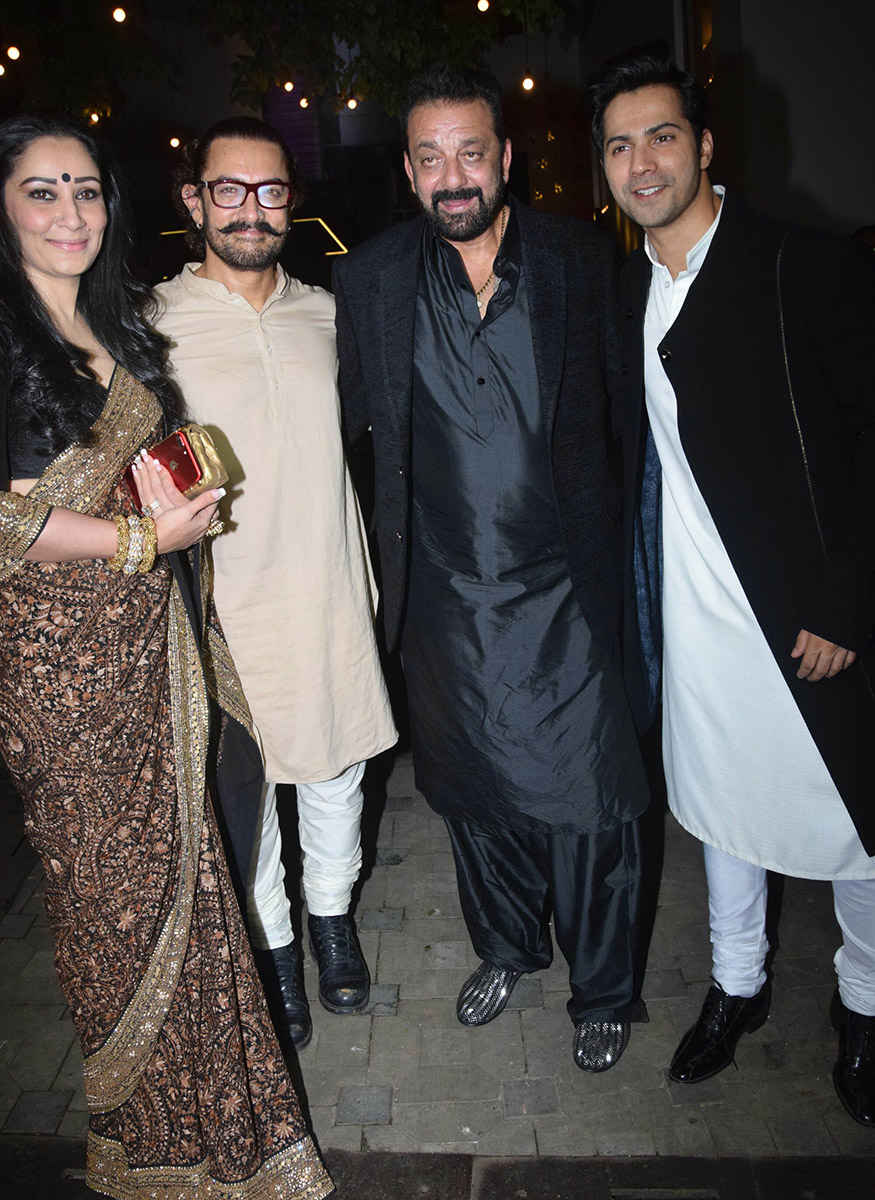 Sanjay Dutt, Manyata Dutt and Varun Dhawan spotted at Aamir Khan's Diwali Party. Sanjay Dutt,Varun Dhawan,Arpita Khan,Aamir Khan Diwali Party,Aamir Khan Diwali Party pics,Aamir Khan Diwali Party images,Aamir Khan Diwali Party stills,Aamir Khan Diwali Party pictures,Aamir Khan Diwali Party photos