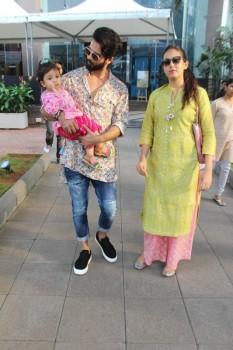 Actor Shahid Kapoor, Mira Rajput and Misha Kapoor spotted at Bandra in Mumbai.