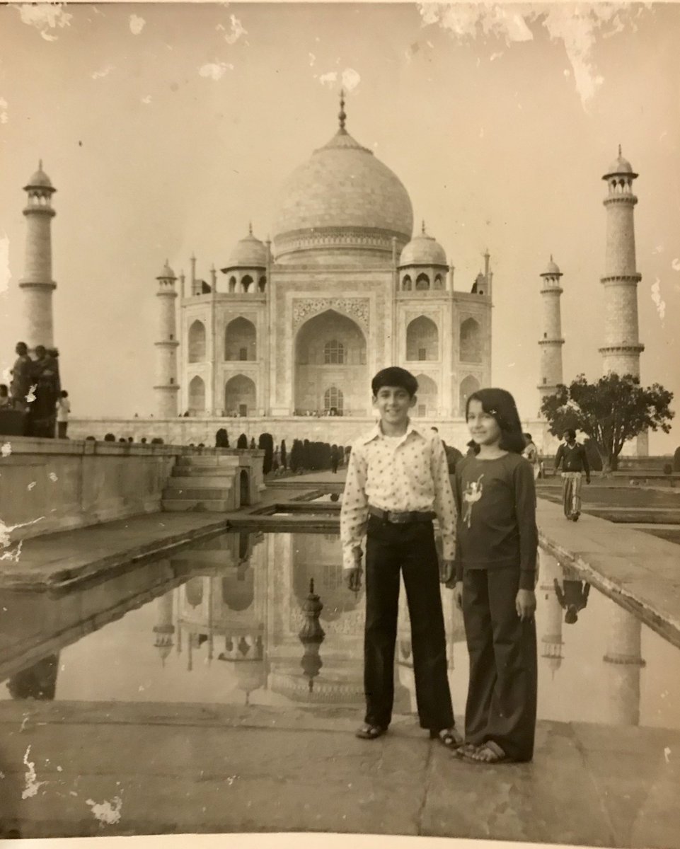 Madhuri got married to Shriram Nene, who is a doctor by profession, on October 17 in 1999. Madhuri Dixit,actress Madhuri Dixit,Madhuri Dixit visits Taj Mahal,Madhuri Dixit at Taj Mahal,Madhuri Dixit with family