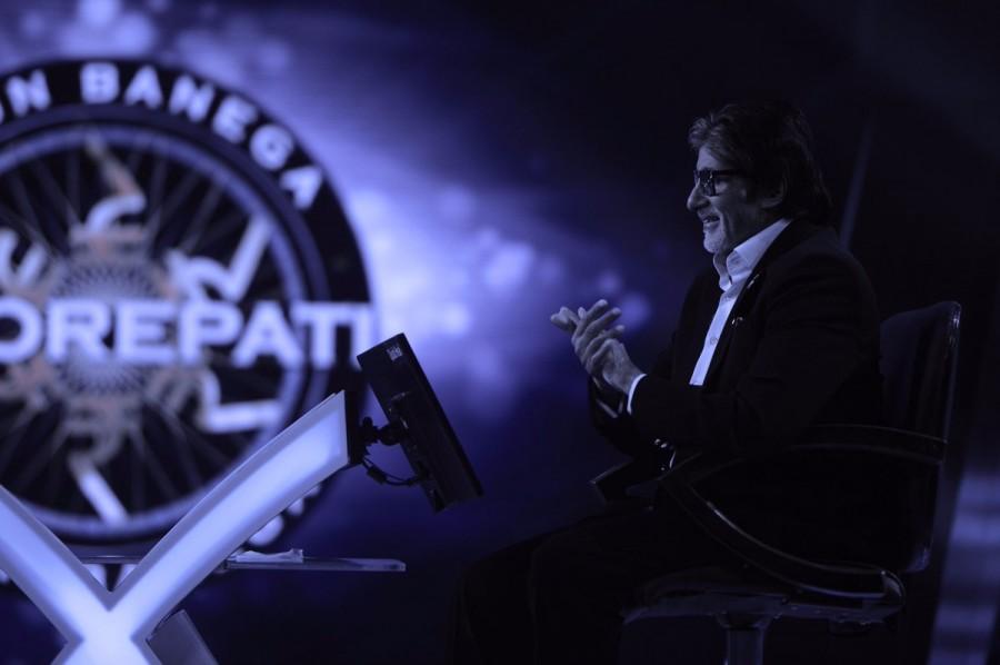 Bollywood megastar Amitabh Bachchan has finished shooting for reality game show "Kaun Banega Crorepati 9" and has thanked its team and audience for making it "another historic event in the history of the show". "KBC draws to an end," Amitabh posted on his blog early on Sunday. "Thank you all for making this another historic event in the history of the show. Seventeen years ago, it created history and you have made it happen again. That is no small task. The show is No. 1 in its rankings and has brought the channel Sony to No. 1 position," he added. Amitabh Bachchan,Amitabh Bachchan wraps KBC 9,KBC 9,Kaun Banega Crorepati 9,megastar Amitabh Bachchan