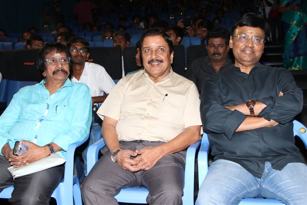 Chithra lakshmanan, Sivakumar, K Bhagyaraj at Sagalakala Vallaban book launch. Ivakumar,K Bhagyaraj,Rajesh,Perarasu,Sagalakala Vallaban,Sagalakala Vallaban book,Sagalakala Vallaban book launch,Sagalakala Vallaban book launch pics,Sagalakala Vallaban book launch images,Sagalakala Vallaban book launch stills,Sagalakala Vallaban book l