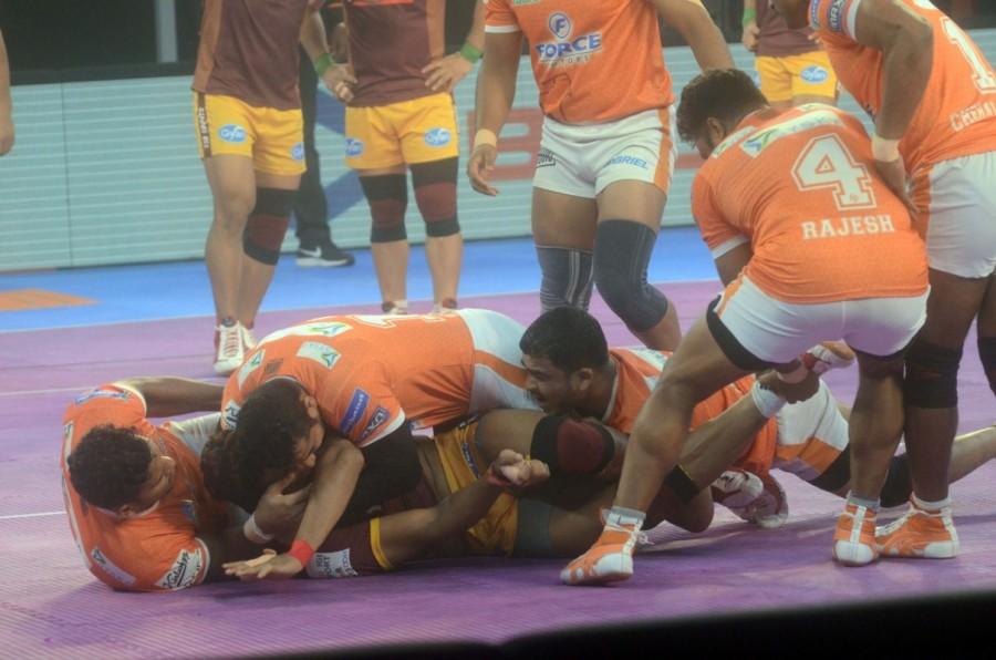 Pune inflicted an all out in the 17th minute to take the lead for the first time in the match before Nitin brought UP back on level terms in the next minute with a raid as the first half ended on 19-18 in the UP side's favour. The breather gave Pune fresh energy as the Maharashtrian side inflicted an all out immediately to go 27-19 in the first five minutes. Deepak achieved a super 10 in the 26th minute to help extend Pune's lead to 29-20. Two minutes later, Rishank also managed a super 10 to help UP reduce the margin to 21-30. Pro Kabaddi League 2017,Puneri Paltan,UP Yoddha,Puneri Paltan beats UP Yoddha,Pro Kabaddi League Season 5