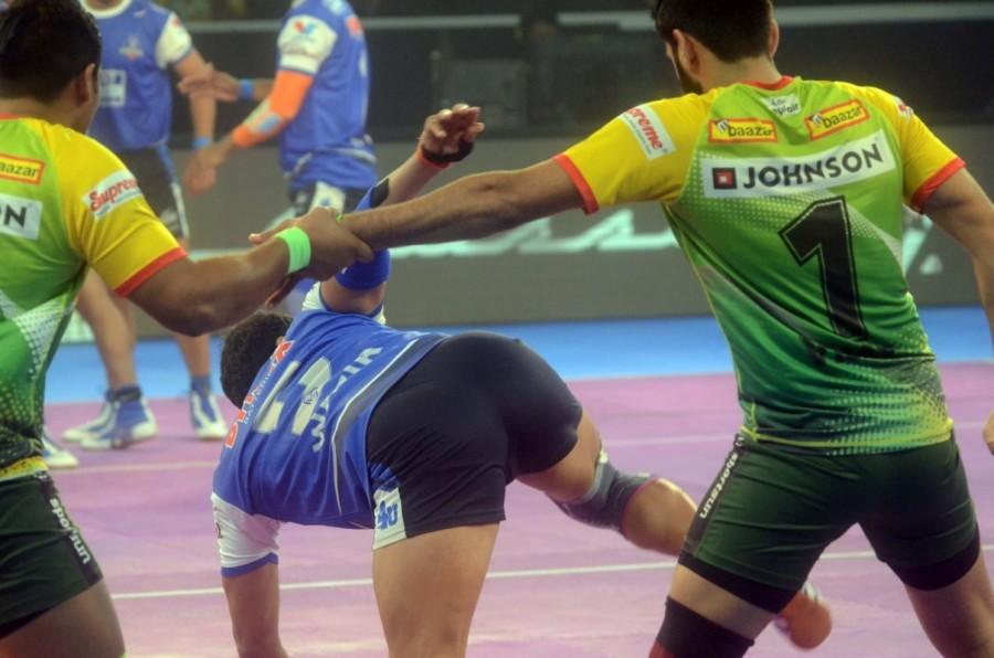 Towards the end, Pardeep came up with another brilliant super raid to help Patna completely outclass Haryana. Patna will now face Pune in the third Eliminator here on Tuesday. Patna Pirates Outclass Haryana Steelers,Patna Pirates beats Haryana Steelers,Patna Pirates,Haryana Steelers,Pardeep Narwal