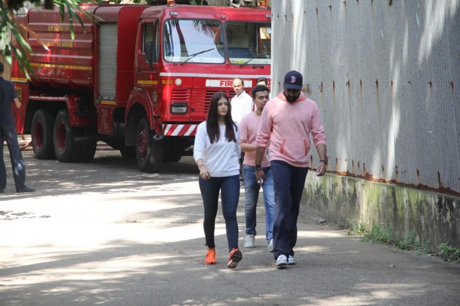 When contacted, Aishwarya's spokesperson told IANS: "Aishwarya is grateful and overwhelmed by the concern shown by her well-wishers and thanks them." Aishwarya Rai,Aishwarya Rai Bachchan,Abhishek Bachchan,actor Abhishek Bachchan,Abhishek Bachchan and Aishwarya,Abhishek Bachchan and Aishwarya rai