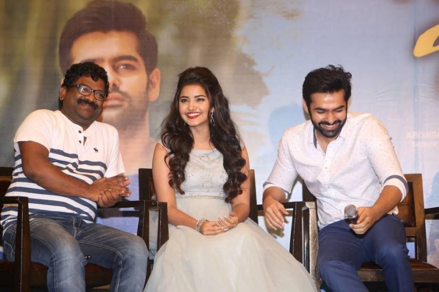 Ram Pothineni, Anupama Parameswaran at Vunnadi Okate Zindagi Pre Release Function. Ram Pothineni,Anupama Parameswaran,Lavanya Tripathi,Vunnadi Okate Zindagi,Vunnadi Okate Zindagi Pre Release Function,Vunnadi Okate Zindagi Pre Release Function pics,Vunnadi Okate Zindagi Pre Release Function images,Vunnadi Okate Zindagi Pre Release Functi