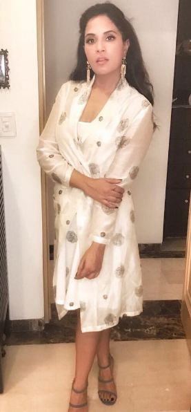 She is wearing a dress by Nico Bar, shoes by Charles David and earrings by House of Shikha. Richa Chadha,actress Richa Chadha,Jia aur Jia promotion,Jia aur Jia movie promotion,Jia aur Jia promotion pics,Jia aur Jia promotion images,Jia aur Jia promotion stills