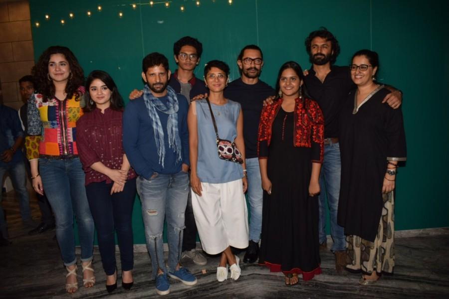 Overwhelmed by the tremendous shower of praises, Zaira took to theaters to witness the first hand reaction to the film along with co-star Tirth Sharma. The actors not just interacted with the fans but also posed for pictures with them. National award winning actress Zaira Wasim has been receiving immense love and appreciation for her brilliant performance in 'Secret Superstar'. The actress set a record when she became the youngest recipient of national award that too for her debut film Dangal. Zaira Wasim and Tirth Sharma,Zaira Wasim,Tirth Sharma,Aamir Khan,Secret Superstar