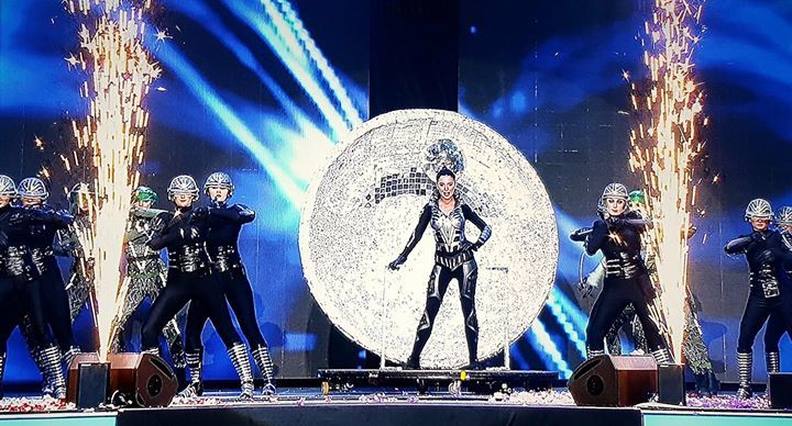 Amy Jackson sets the 2.0 Audio Launch stage on fire with her dance! Amy Jackson,actress Amy Jackson,Amy Jackson at 2.0 audio launch,Amy Jackson at 2.0 music launch,2.0 audio launch,2.0 music launch,2.0 audio launch pics,2.0 audio launch stills,2.0 audio launch pictures,2.0 audio launch photos