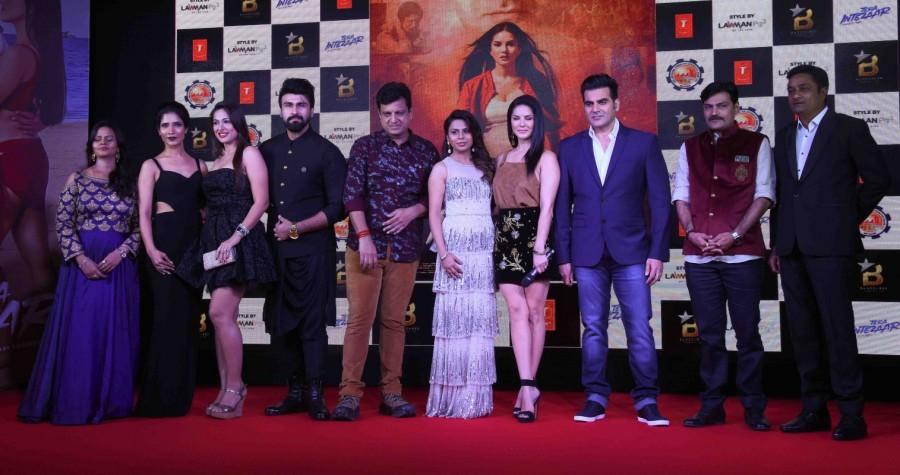 Bhani Singh, Aarya Babbar, Sunny Leone, Arbaaz Khan spotted at Tera Intezaar Trailer Launch. Sunny Leone,Arbaaz Khan,Bhani Singh,Aarya Babbar,Tera Intezaar,Tera Intezaar Trailer,Tera Intezaar Trailer Launch,Tera Intezaar Trailer Launch pics,Tera Intezaar Trailer Launch images,Tera Intezaar Trailer Launch stills,Tera Intezaar Trailer Launch pictur