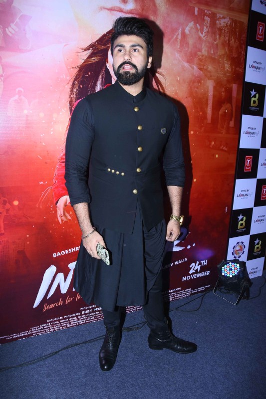 Aarya Babbar spotted at Tera Intezaar Trailer Launch. Sunny Leone,Arbaaz Khan,Bhani Singh,Aarya Babbar,Tera Intezaar,Tera Intezaar Trailer,Tera Intezaar Trailer Launch,Tera Intezaar Trailer Launch pics,Tera Intezaar Trailer Launch images,Tera Intezaar Trailer Launch stills,Tera Intezaar Trailer Launch pictur