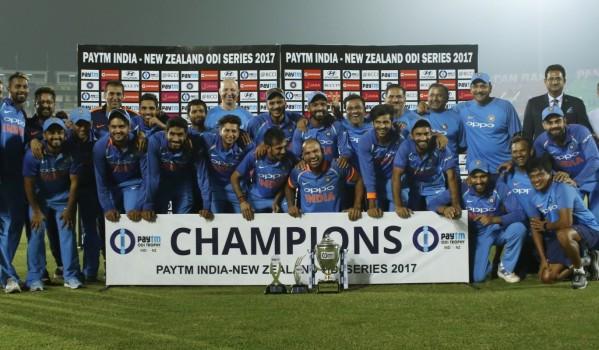 Chasing a daunting target of 338 runs, the Kiwis could only manage 331/7 in their allotted 50 overs. Colin Munro (75), skipper Kane Williamson (64) and Tom Latham (65) were the major contributors for New Zealand. For India, pacer Jasprit Bumrah scalped three wickets and leg-spinner Yuzvendra Chahal took two. India have clinched the three-match ODI series 2-1. The visitors had won the series opener in Mumbai by six wickets before the Indians won the second match by the same margin in Pune to draw level. India captain Virat Kohli was declared the man of the series for scoring 263 runs in the three matches. He has notched up two centuries in this series. This was the first day-night match at this venue. The Kiwis were off to a flying start with openers Martin Guptill and Munro going after the Indian bowlers.