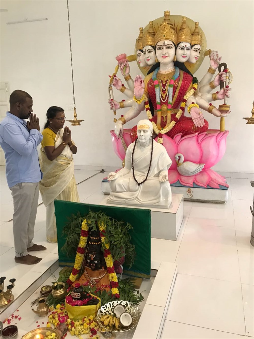 Actor Raghava Lawrence offers his prayer on his birthday in Chennai. Ragava Lawrence,actor Ragava Lawrence,Ragava Lawrence celebrates his Birthday,Ragava Lawrence Birthday,Ragava Lawrence Birthday celebration,Ragava Lawrence Birthday celebration pics,Ragava Lawrence Birthday celebration images,Ragava Lawrence Birthday cele