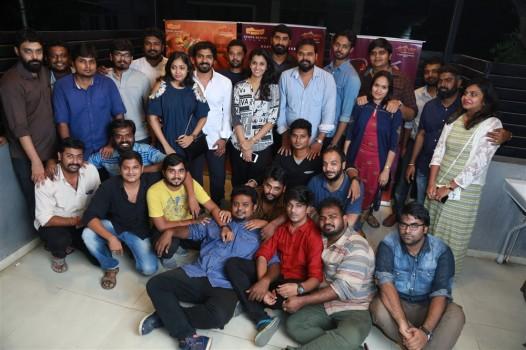 Meyaadha Maan Movie Special screening held at Chennai. Celebs like Vaibhav Reddy, Sneha, Prasanna, Aishwarya Rajesh, Vignesh Shivan at the event.