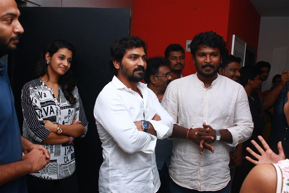 Vaibhav Reddy spotted at Meyaadha Maan Special screening. Vaibhav Reddy,Sneha,Prasanna,Aishwarya Rajesh,Vignesh Shivan,Meyaadha Maan,Meyaadha Maan Special screening,Meyaadha Maan Special screening pics,Meyaadha Maan Special screening images,Meyaadha Maan Special screening stills,Meyaadha Maan Special screening p