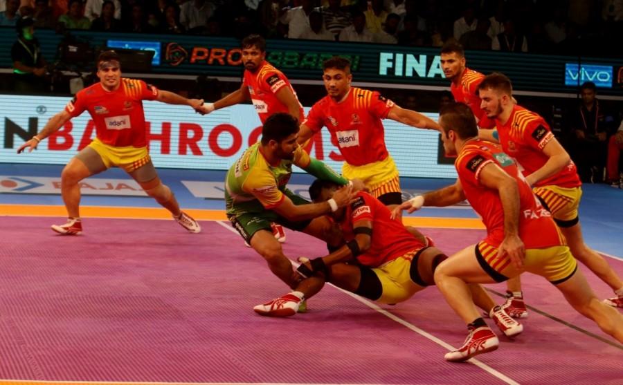 Gujarat tried to sent their star raiders Sachin and Rohit more often in the opposition half in search of crucial points but failed to earn any. Patna Pirates beat Gujarat Fortunegiants,Patna Pirates,Gujarat Fortunegiants,Patna Pirates wins Pro Kabaddi League 5 title,Pro Kabaddi League 5 title,Pro Kabaddi League 5