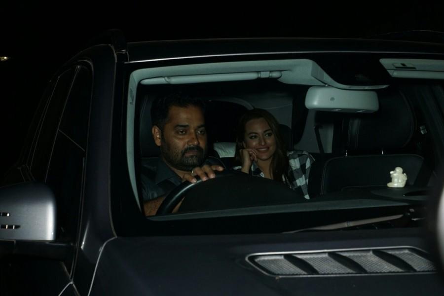 Actress Sonakshi Sinha at the special screening of upcoming film "Ittefaq" in Mumbai on Oct 30, 2017. Sonakshi Sinha,Karan Johar,Mandira Bedi,Chunky Pandey,Shatrughan Sinha,Ittefaq,Ittefaq Special screening,Ittefaq Special screening pics,Ittefaq Special screening images,Ittefaq Special screening stills,Ittefaq Special screening pictures,Irrfan Khan