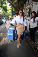 Akshay Khanna,Sonakshi Sinha,Sidharth Malhotra,Karan Johar,Akshay Khanna at Korner house,Akshay Khanna at Korner house,Akshay Khanna at Korner house,Akshay Khanna at Korner house