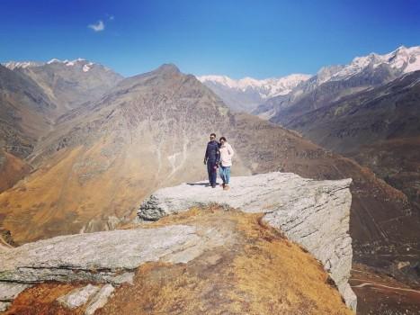 Allu Arjun with his wife Sneha at Rohtang Pass.