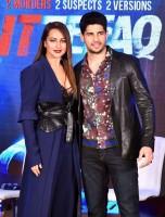 Shah Rukh Khan,Akshay Khanna,Sonakshi Sinha,Sidharth Malhotra,Karan Johar,Ittefaq,Shah Rukh Khan promotes Ittefaq,Ittefaq promotion,Ittefaq movie promotion